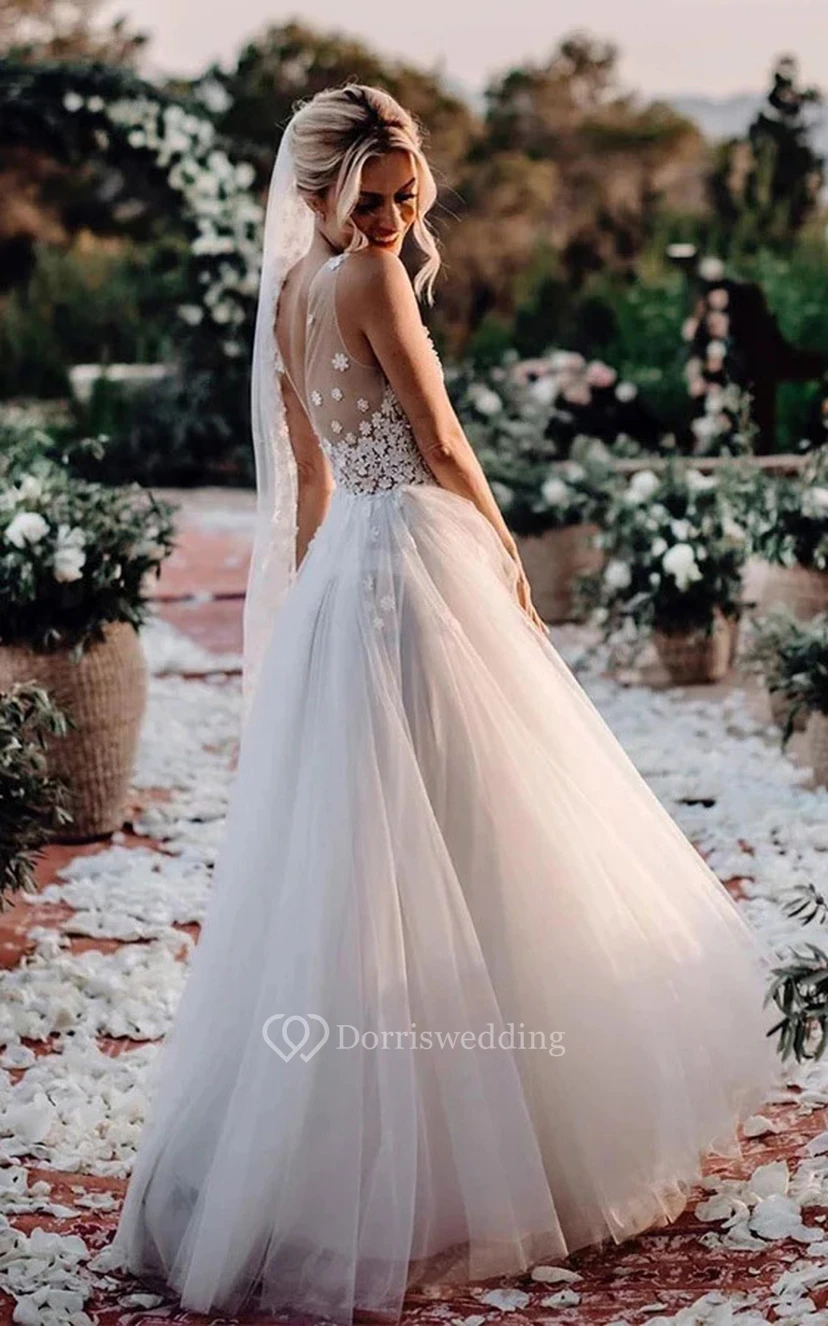 V-neck Sleeveless Tulle A-line Pleated Country Beach Wedding Dress with Lace Top view 2