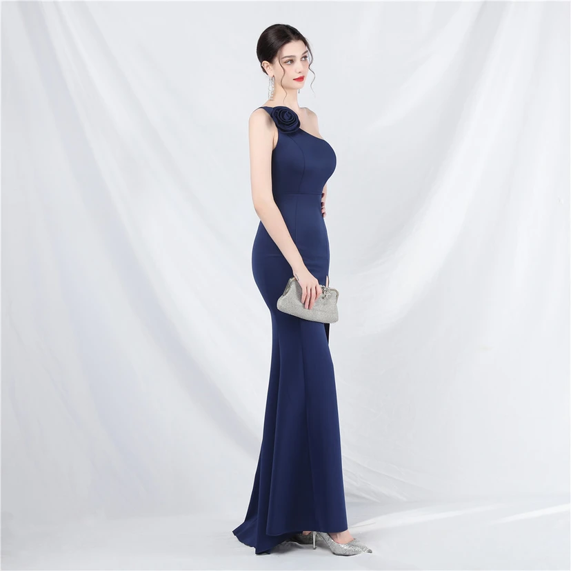 Unique Fashion Flower Design Simple And Elegant One-Shoulder Long Dress High-End Evening Dress view 32