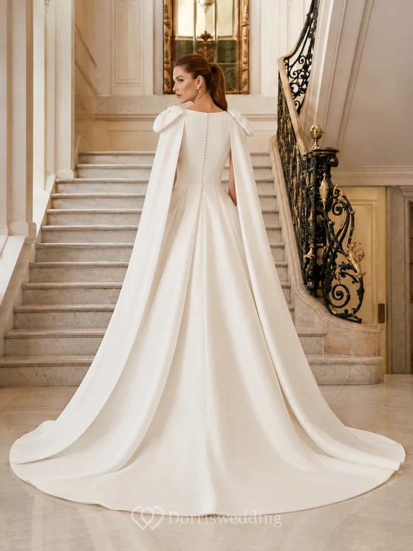 Robe de mariée luxueuse en satin, sans manches, coupe bateau, traîne chapelle, épaules dénudées view 2