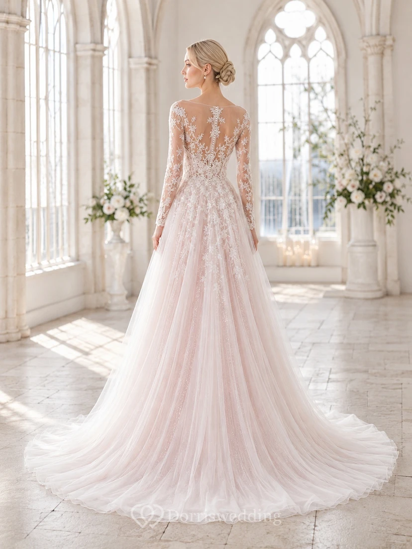 Romantisches Brautkleid in zartem Rosa mit U-Boot-Ausschnitt, langen Ärmeln, floraler Spitze und A-Linien-Schnitt view 2