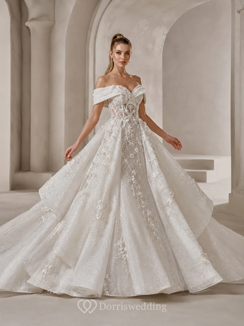 Robe de mariée de bal en dentelle florale à épaules dénudées et décolleté cœur, traîne chapelle