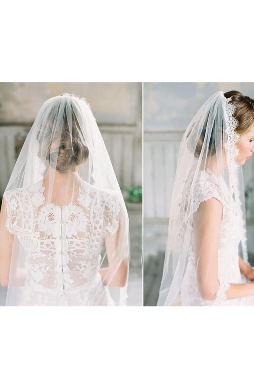 Single Layer Simple Beautiful Wedding Lace Edge Veil view 3