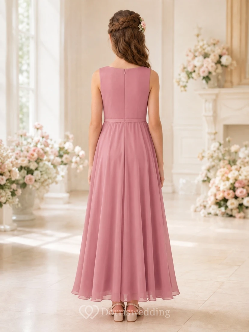 Bezauberndes, ärmelloses, rosafarbenes Chiffonkleid mit hohem Kragen, A-Linien-Schnitt und bodenlanger Silhouette für junge Brautjungfern view 2