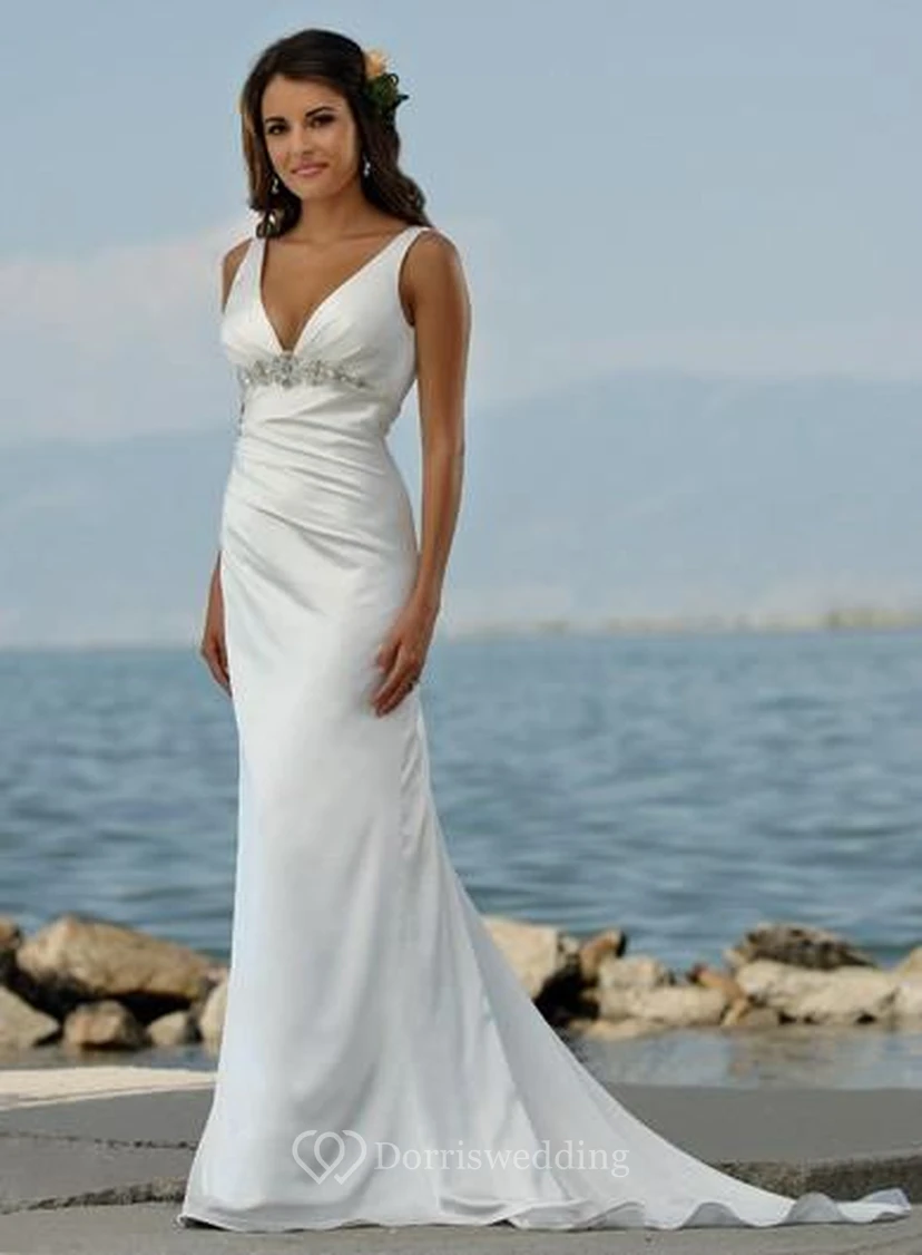 Robes de mariée simples et sexy à col en V, fourreau et traîne, ornées de perles, pour la plage.