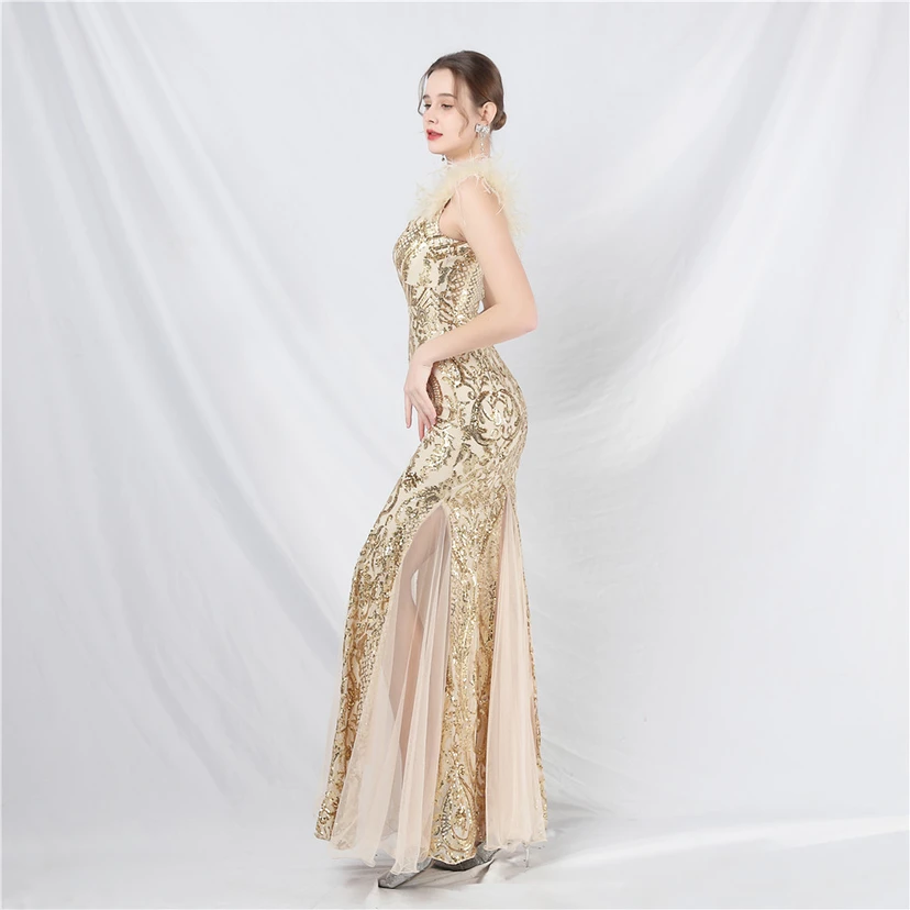 Robe longue haut de gamme en maille à sequins et plumes d'autruche. view 13