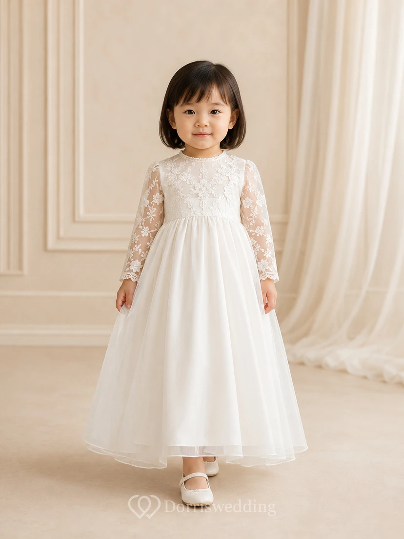 Langärmeliges Taufkleid aus Spitze, A-Linie, bodenlang, aus Tüll