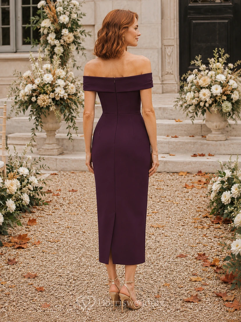 Vestido de noche de satén color ciruela con hombros descubiertos y largo hasta la rodilla para invitada view 2