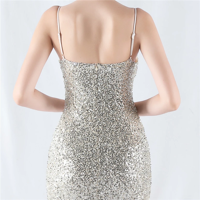 Robe de soirée sexy à sequins et fente haute, avec bretelles et encoche cryptée view 61