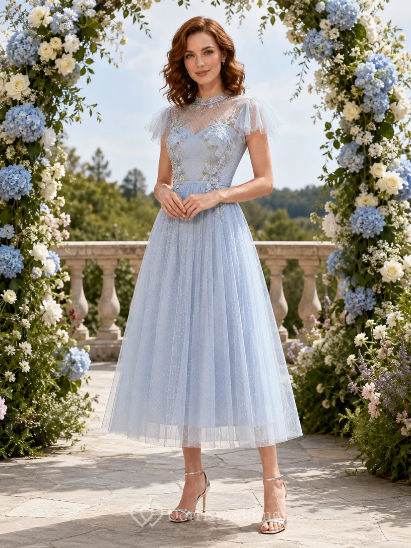 Robe midi bleu clair en tulle et dentelle à manches illusion, style jardin