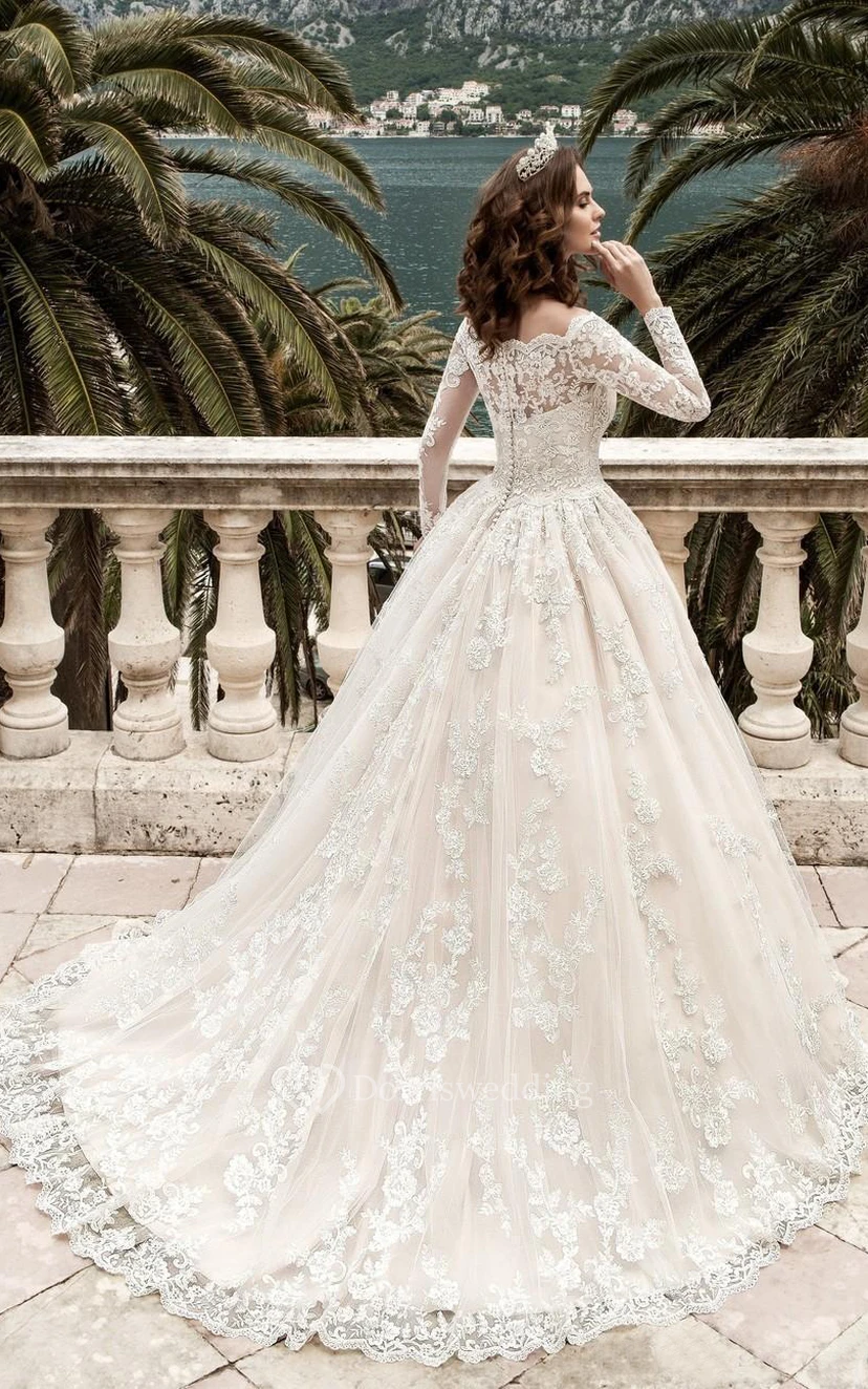 A-Line Mini Off-The-Shoulder Long Sleeve Bell Pleats Beading Appliques Court Train Button Lace Bridal Dress view 4