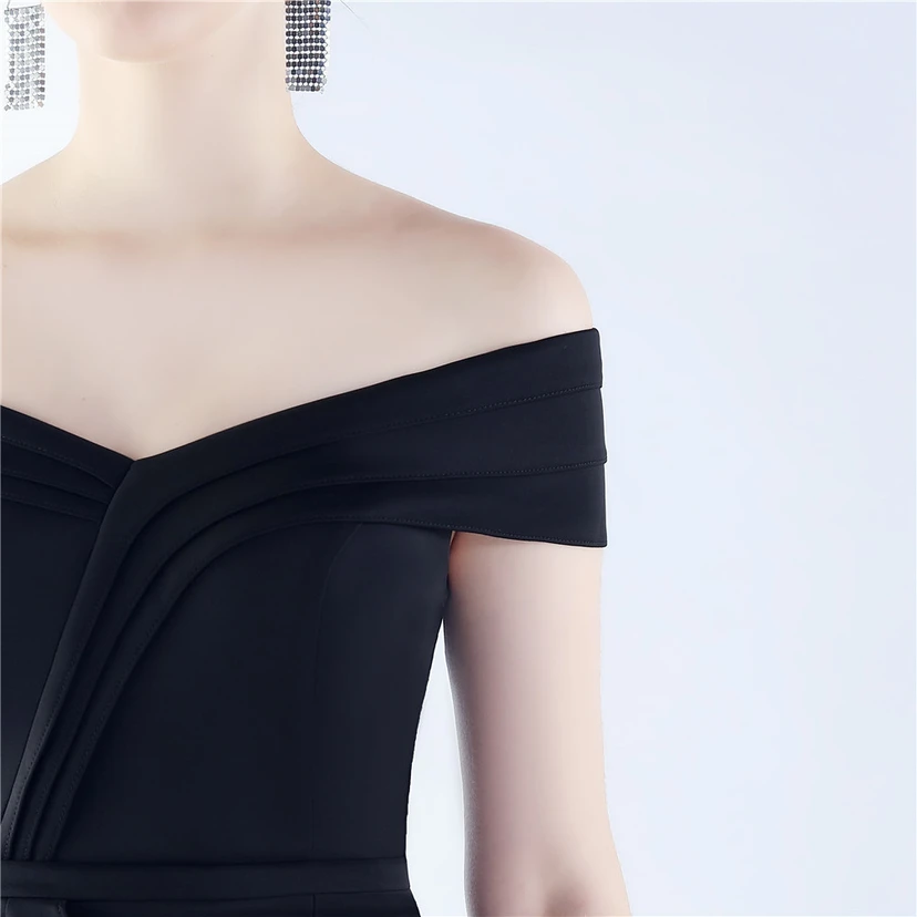 Klassisches langes Abendkleid aus Satin mit One-Shoulder-Ausschnitt view 26
