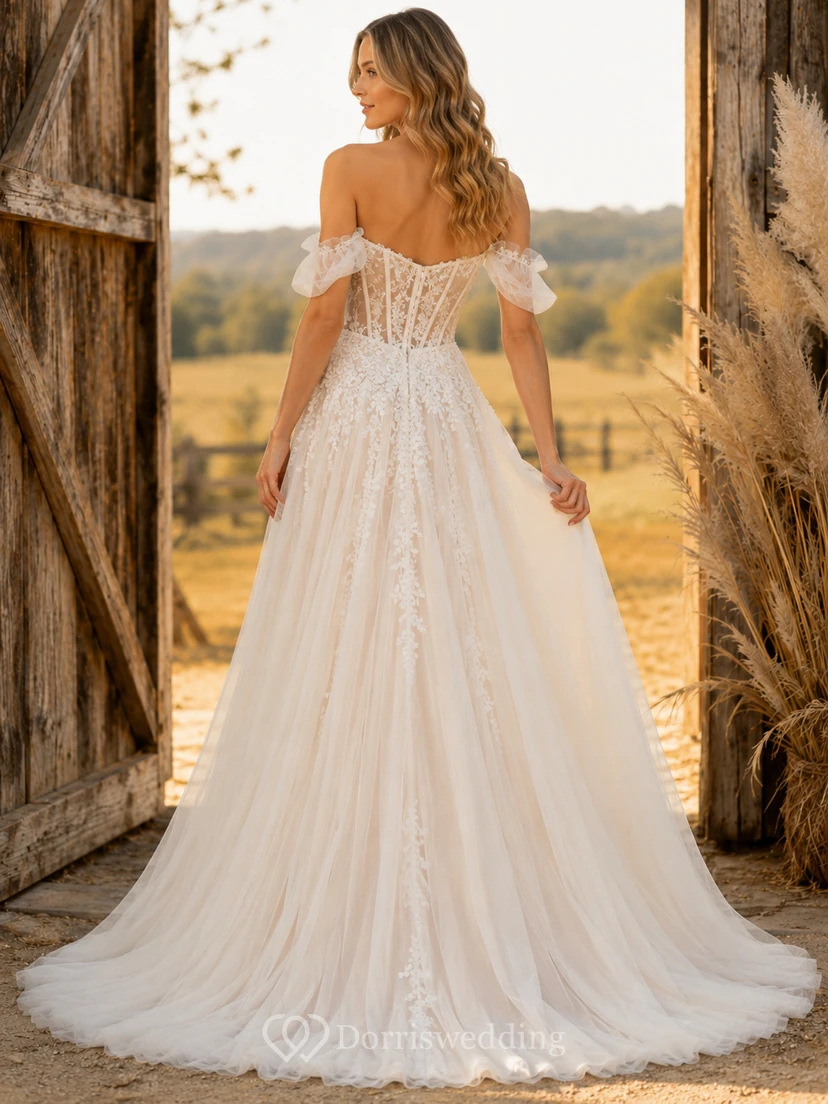 Robe de mariée rustique à corset en dentelle à épaules dénudées et taille basse view 2