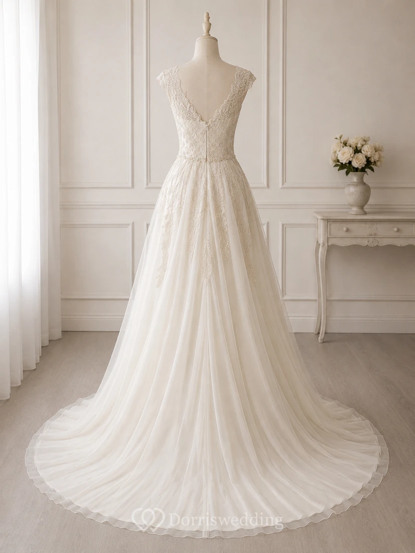 Empire-Brautkleid aus Chiffon mit Perlenbesatz, Falten und Raffungen sowie Schleppe view 8