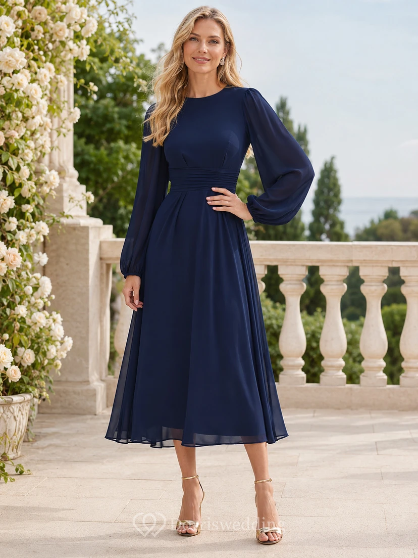 Vestido largo de invitada azul marino oscuro con escote redondo y mangas abullonadas