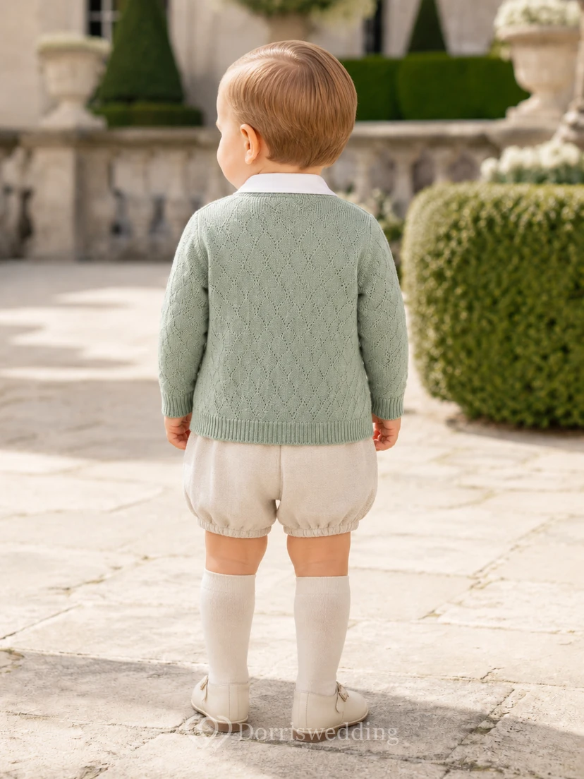 Salbeigrüner, langärmeliger, strukturierter Cardigan, Taufunterwäsche für Babys view 2