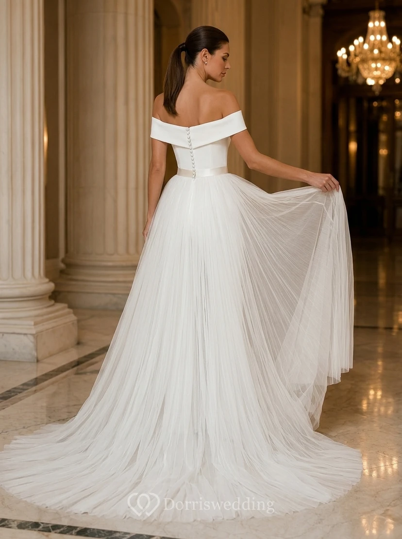 Combinaison de mariée à épaules dénudées avec surjupe en tulle plissé view 2