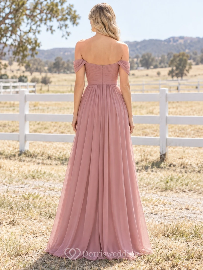 Robe de demoiselle d'honneur longue en mousseline froncée, épaules dénudées, rose poudré, style champêtre view 2