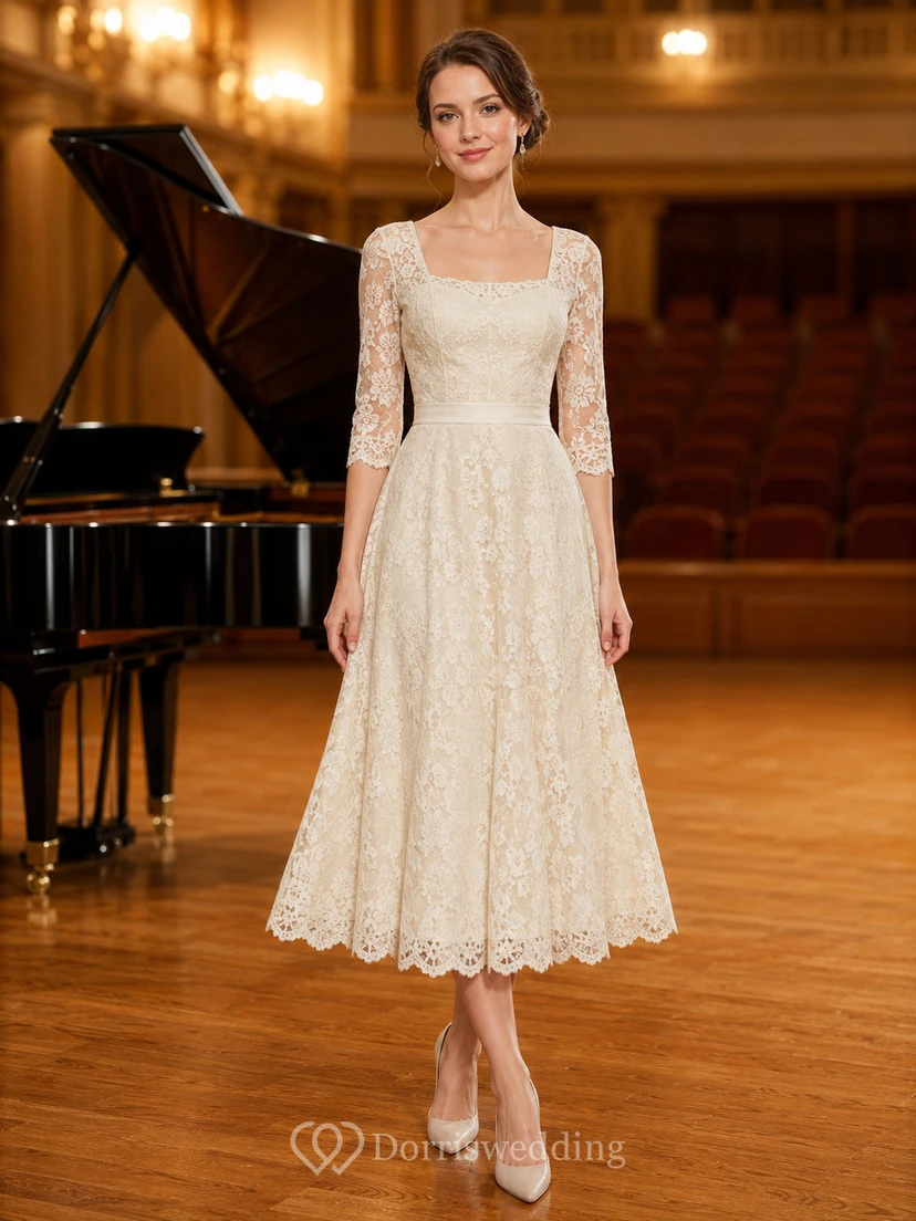Robe midi de récital en dentelle ivoire à col carré et manches longues