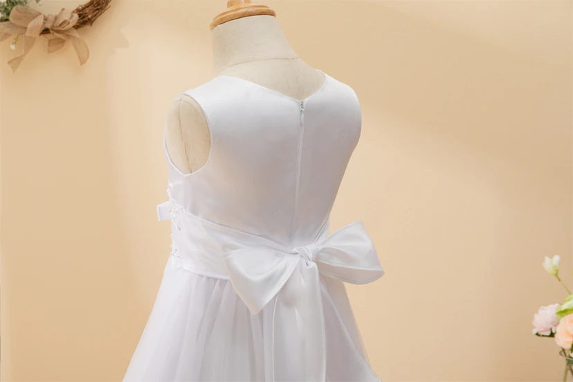 Scoop-neck A-line Empire Communion Flowergirl Dress with Beaded Waist view 10