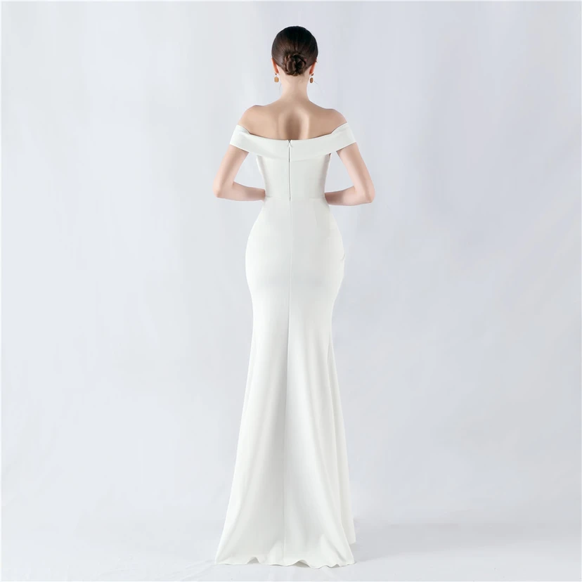 Robe de soirée classique asymétrique en satin à queue de poisson view 52