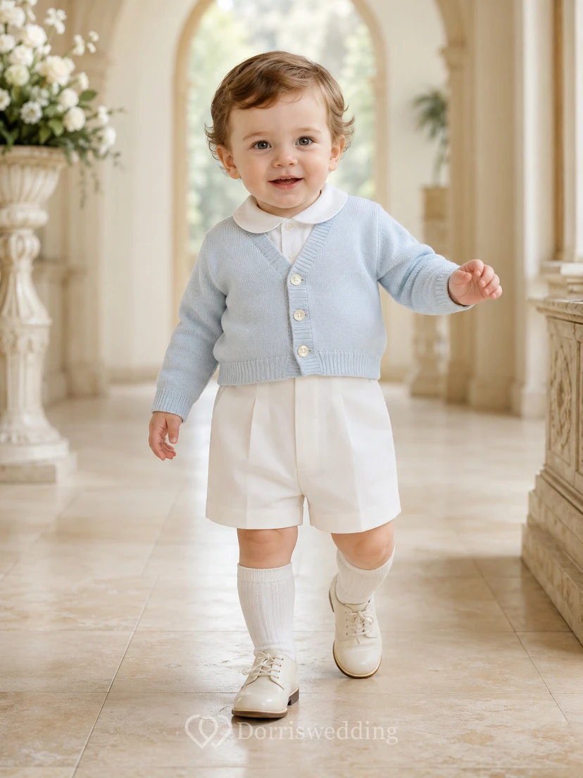Hellblaues Langarm-Strickjacken-Set für Babys, bestehend aus passender Taufhose und Shorts