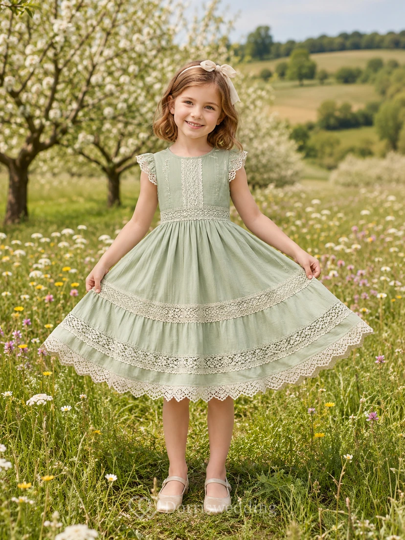 Boho-Blumenmädchenkleid mit langen Ärmeln und Spitze