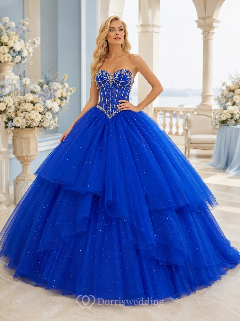 Vestido de gala formal de princesa de lujo azul real sin tirantes con escote corazón y volantes brillantes para quinceañera