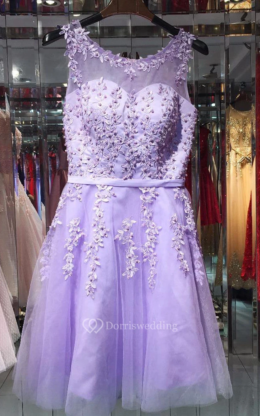 Impresionante vestido de corte A sin mangas con escote redondo y encaje view 4
