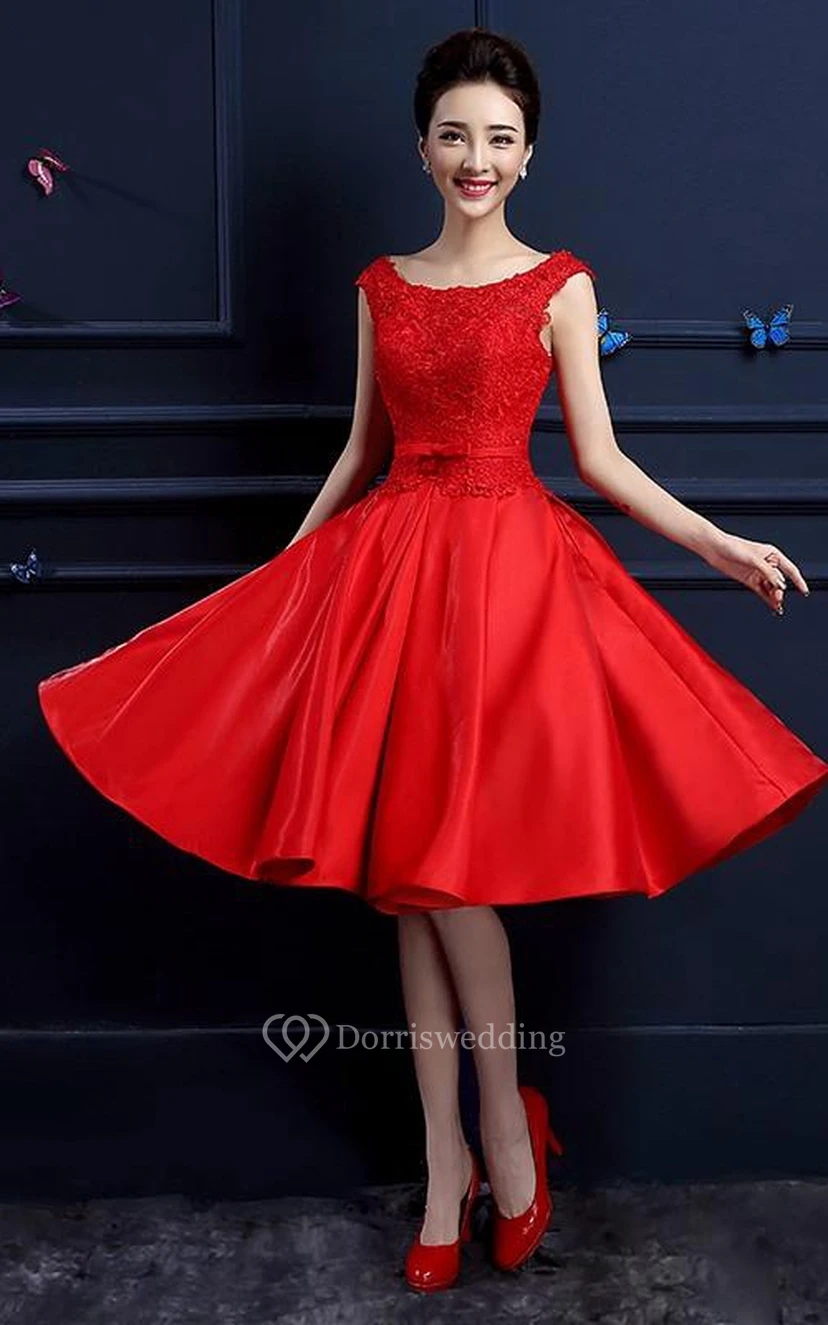 A-line Cap Sleeves Knee-Length Lace Prom Dress view 3
