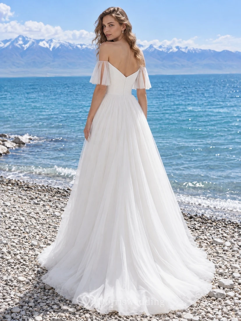 Vestido de novia sencillo de tul con escote corazón, mangas con volantes y hombros descubiertos view 2