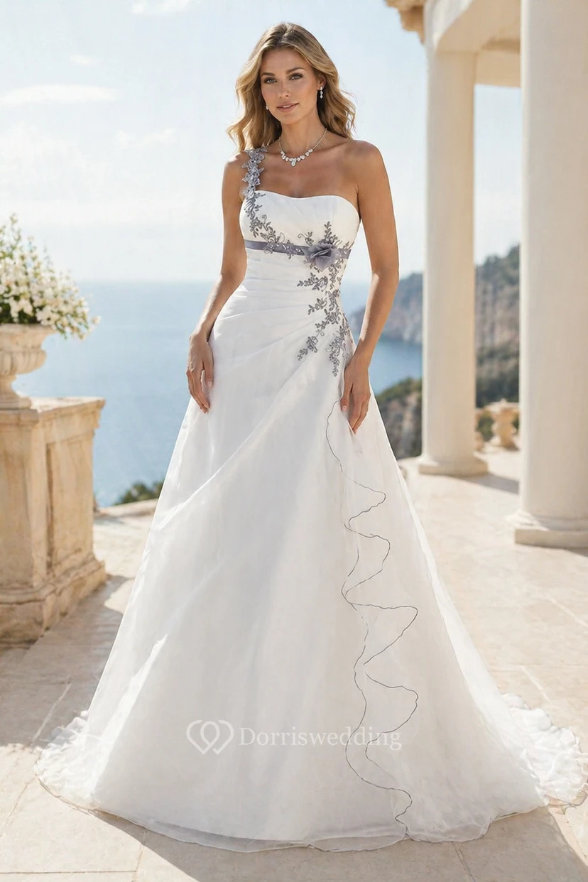 A-Line Long Sleeveless One-Shoulder Appliqued Satin Wedding Dress With Flower And Side Draping