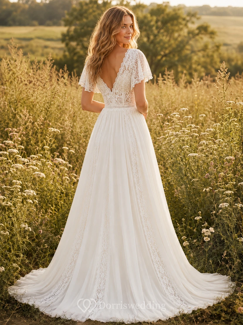 Robe de mariée bohème longue jusqu'au sol, col en V, manches papillon, en dentelle, style champêtre view 2