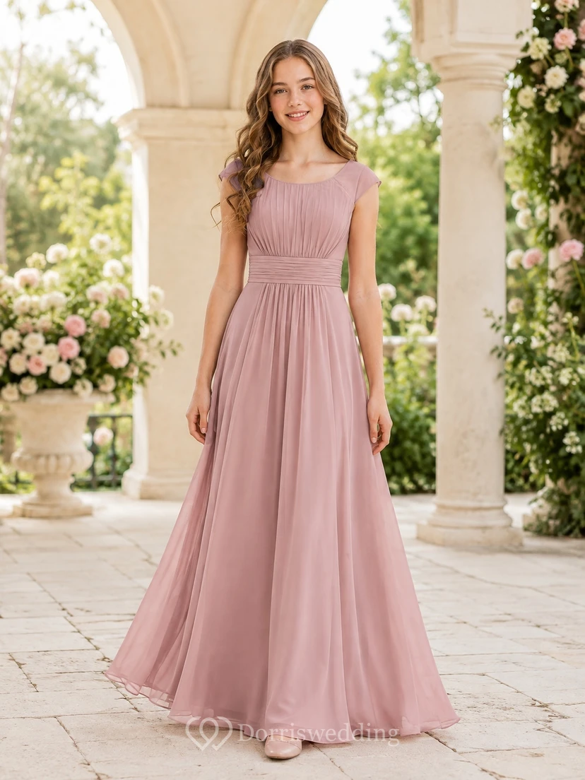 Vestido de dama de honor juvenil color rosa empolvado, corte en A, escote redondo, manga corta, plisado, estilo romántico.