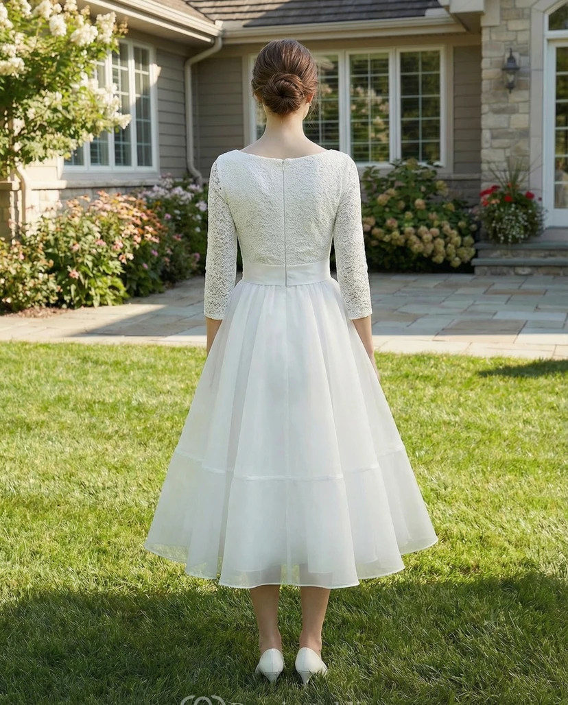 Vestido de novia de encaje y organza de talla grande hasta la rodilla view 2