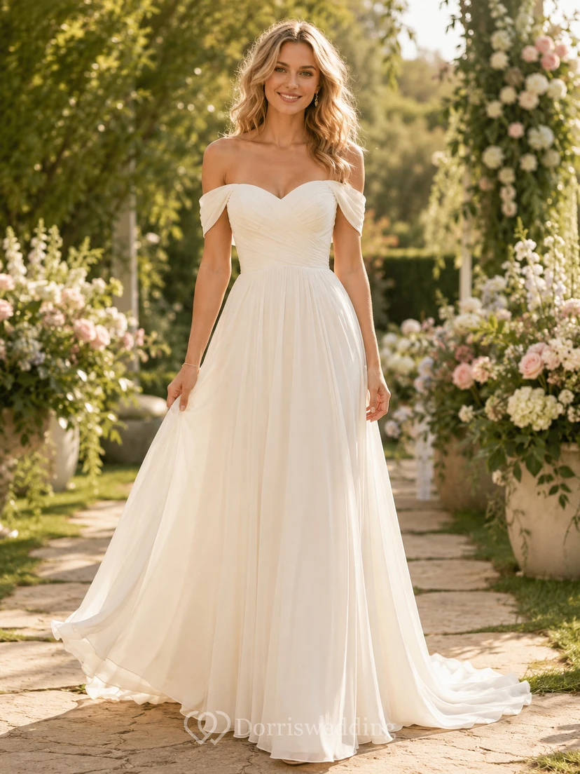 Robe de mariée en tulle et dentelle de plage, coupe trapèze, bretelles spaghetti, traîne et dos nu