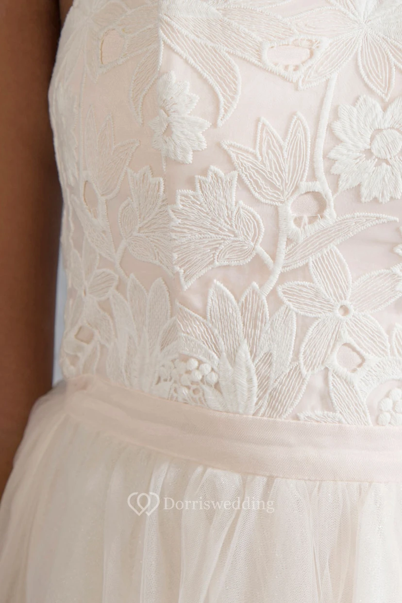 Tea-Length Sweetheart Sleeveless Appliqued Tulle Wedding Dress view 4