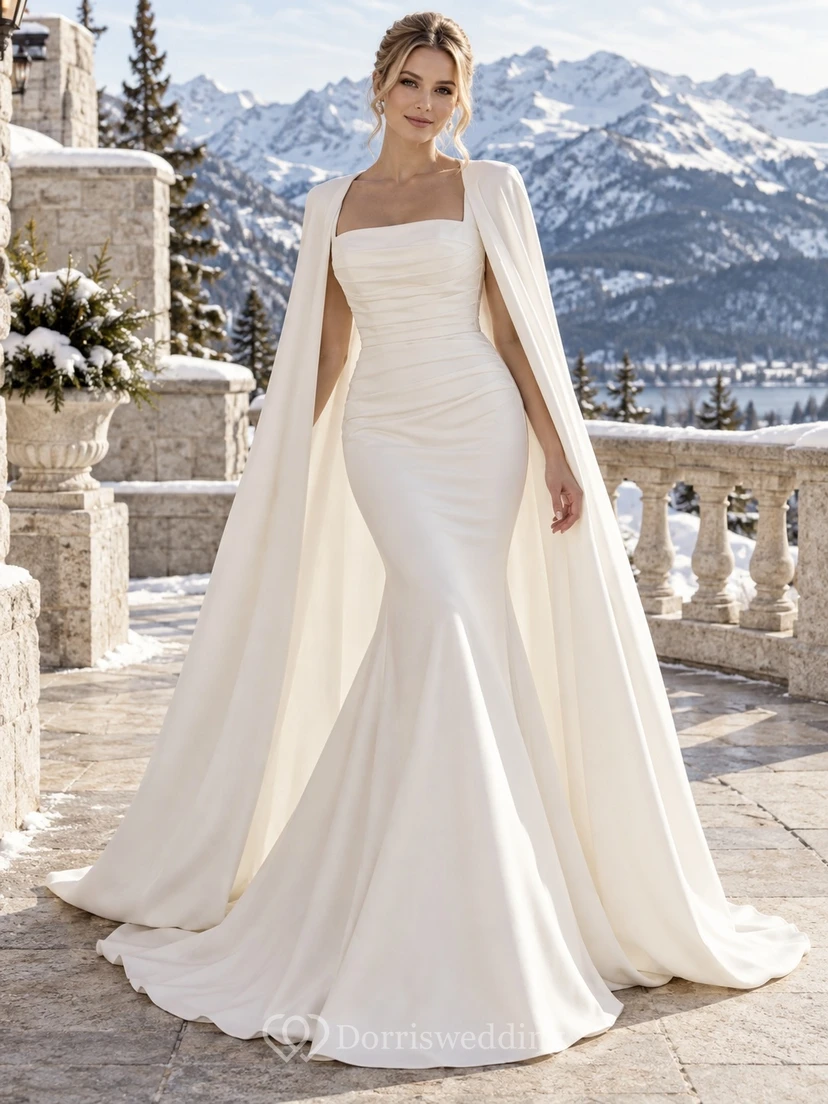 Vestido de novia largo de crepé fruncido con cuello cuadrado y escote estilo sirena, ideal para invierno.
