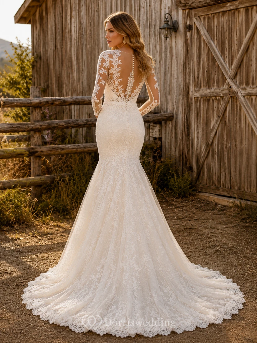 Robe de mariée sirène en tulle et dentelle champêtre, col V, manches longues et traîne chapelle view 2