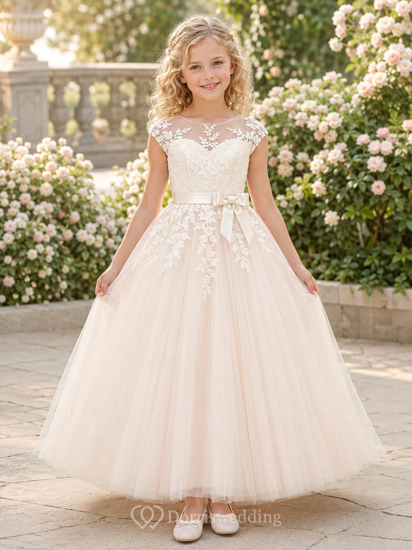 Elegantes Prinzessinnenkleid in A-Linie mit Tüllspitze, Illusion-Ausschnitt und floralen Applikationen, knöchellang