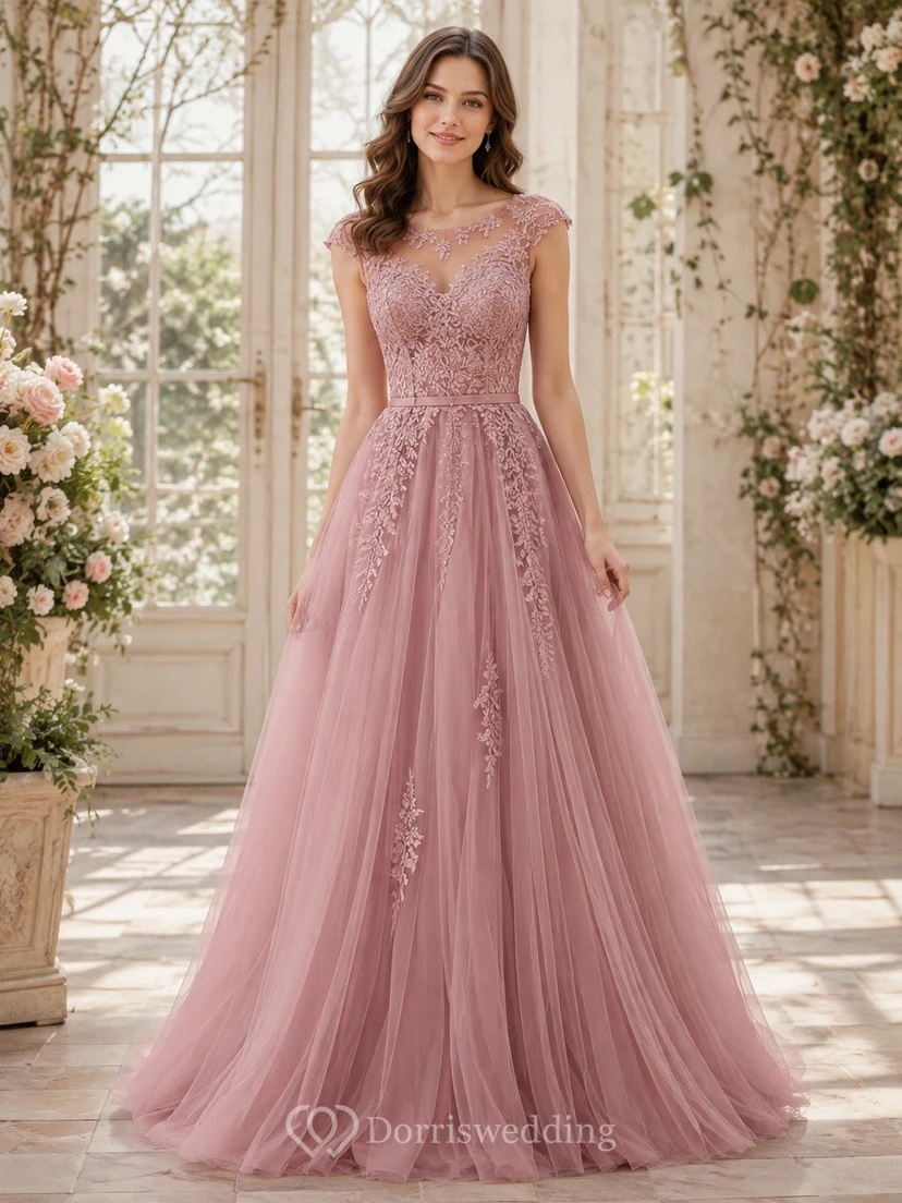 Vestido de gala de manga corta con cuello joya de tul color rosa empolvado