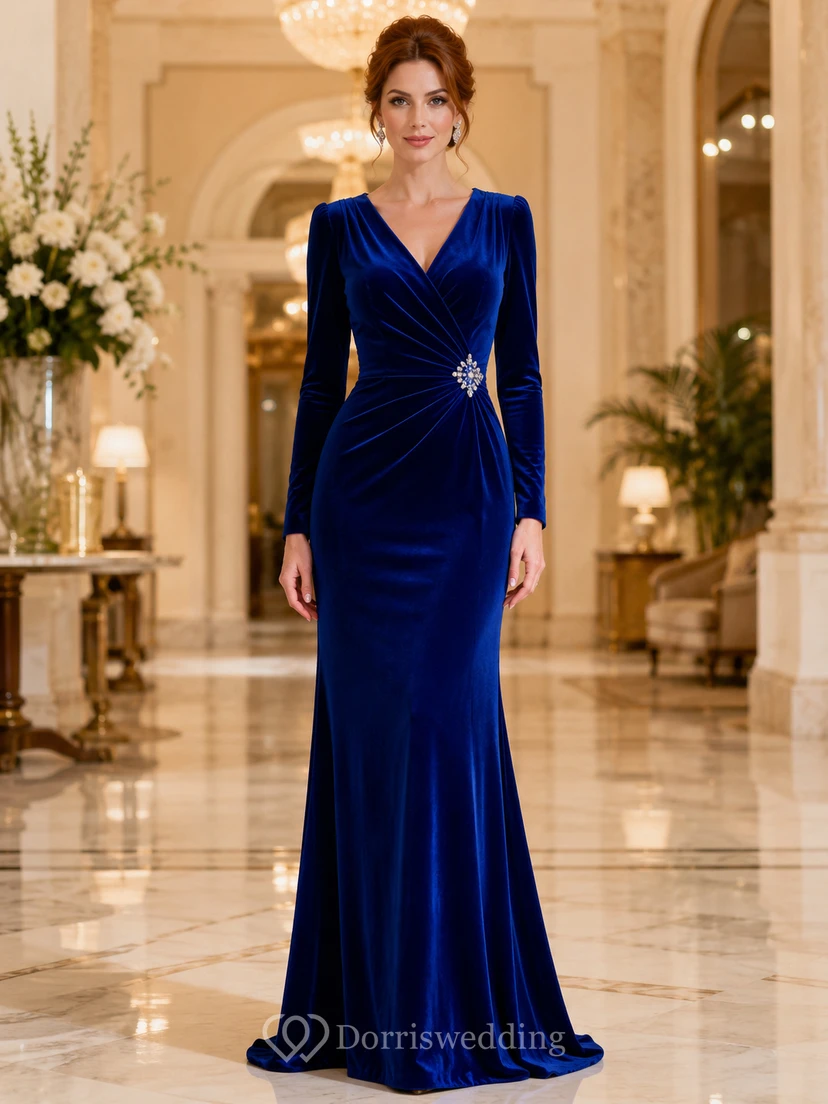 Robe de soirée sirène en velours bleu royal à manches longues et col en V