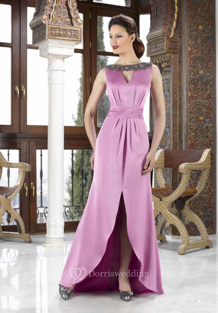 Robe longue fendue sur le devant, col rond en satin, pour la mère de la mariée, avec cape et perles view 3