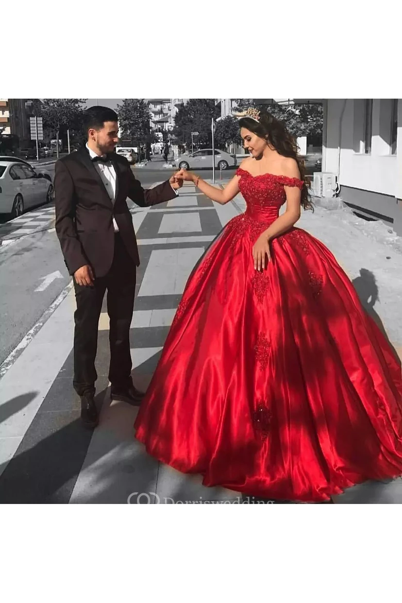 Off-the-shoulder Cap Short Sleeve Floor-length Tulle Ball Gown Dress view 2