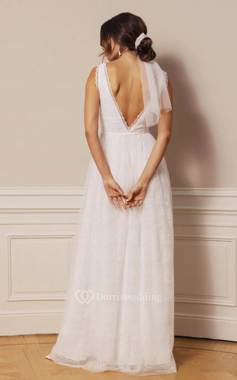 Bezauberndes A-Linien-Brautkleid mit tiefem Ausschnitt, aus Spitze und Tüll, bodenlang, mit tiefem V-Ausschnitt am Rücken view 2