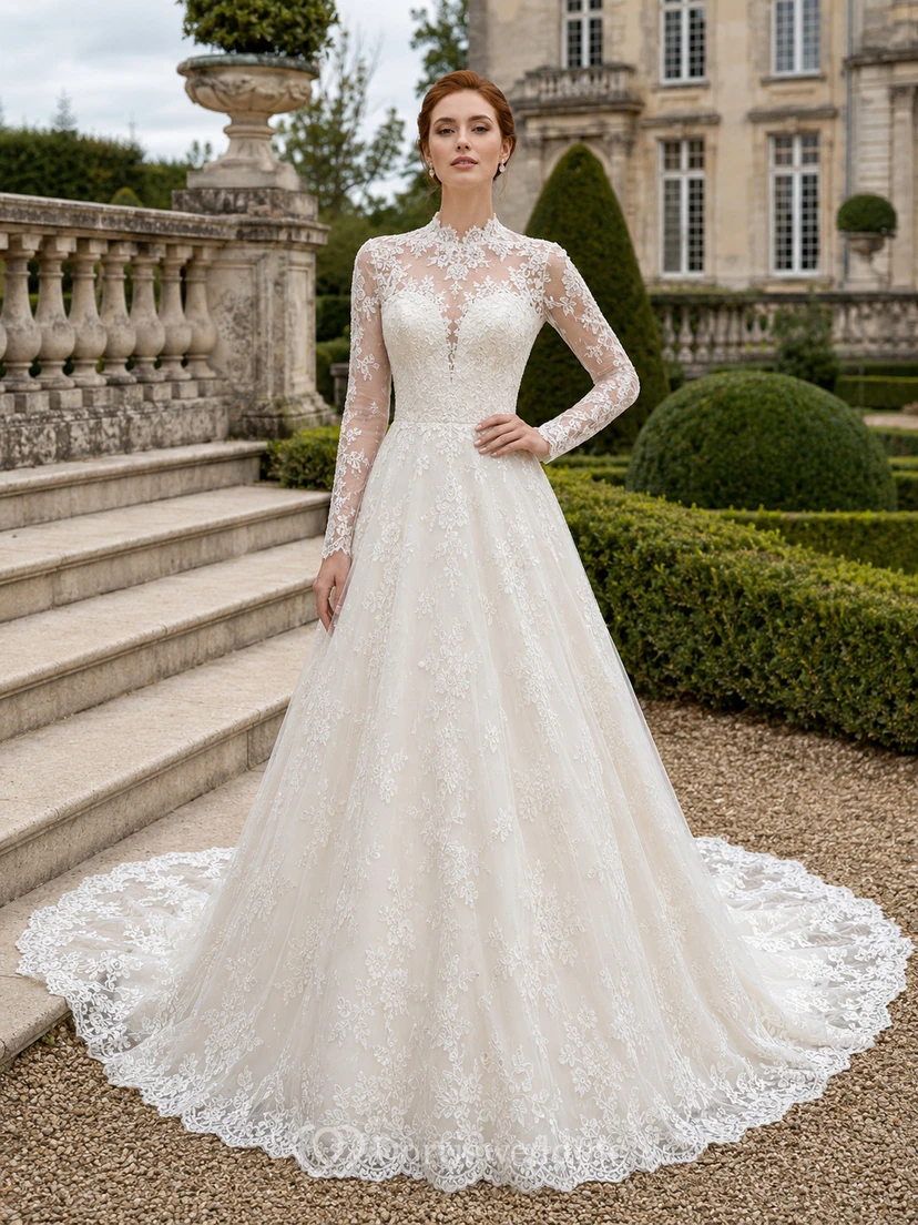 Brautkleid im französischen Gartenstil mit langen Ärmeln und A-Linien-Spitze