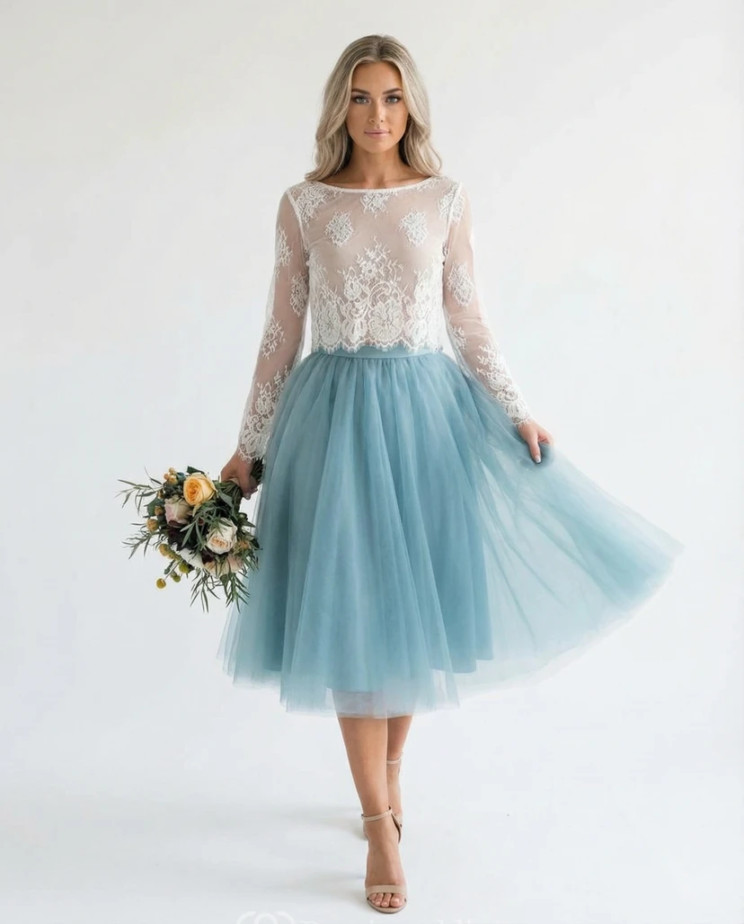 Zweiteiliges Kleid aus Spitze und Tüll für den Abschlussball
