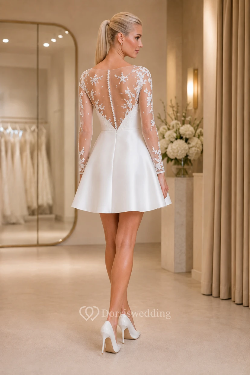 Robe de mariée courte en dentelle à manches longues et col en V view 2