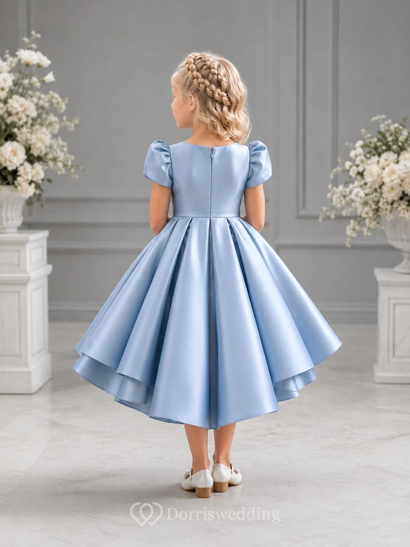Blumenmädchenkleid, himmelblau, Satin, A-Linie, kurze Ärmel, Rundhalsausschnitt, Teelänge, Schleifendetail view 2