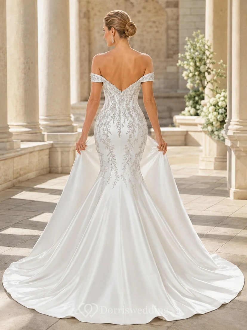 Silbernes, drapiertes Meerjungfrauen-/Trompeten-Brautkleid mit schulterfreiem, kurzem Ärmel und bodenlangem Schleppenausschnitt – modernes Kleid view 2