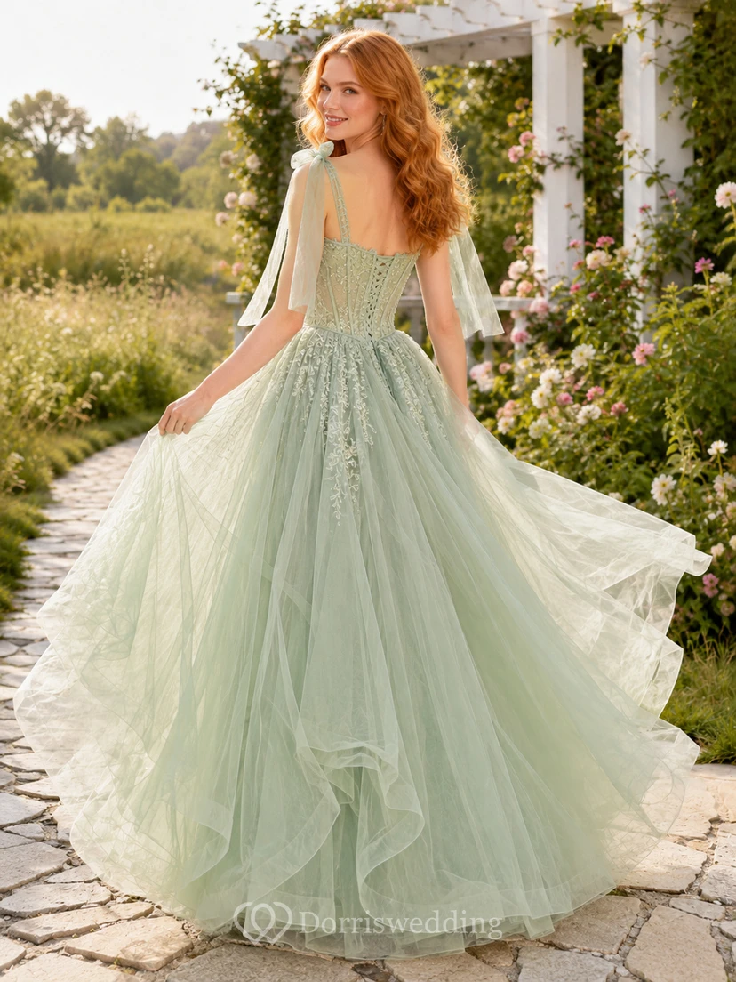 Robe de bal de princesse pour quinceañera, couleur sauge, à bretelles à nœud et à volants en tulle vaporeux superposé, style été. view 2